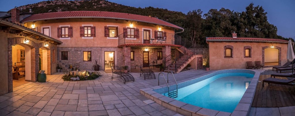 285 villa hacienda 3124545460