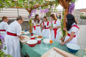 Ruzica 2026 34